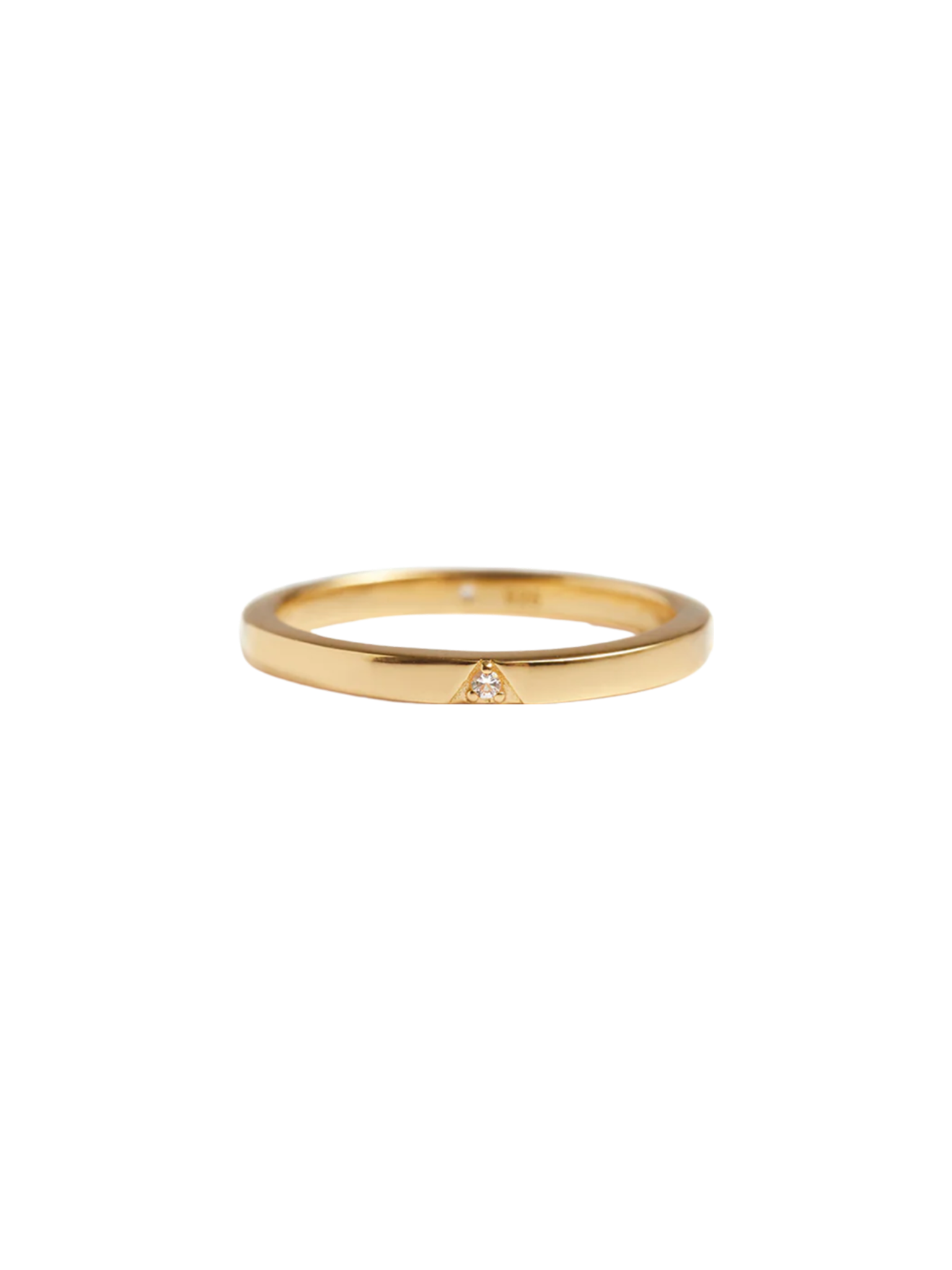 Delta diamond ring in solid gold